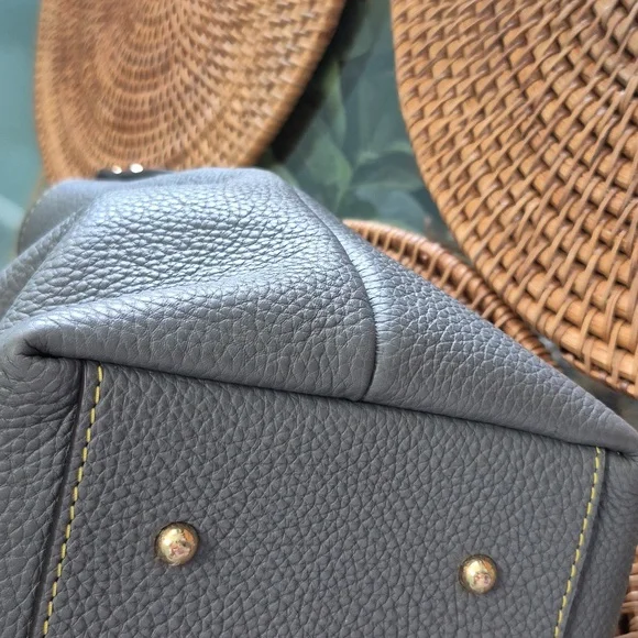 Dooney & Bourke Pebbled Grain Leather Barlow Satchel Charcoal Tote. Like New! - Picture 6 of 16